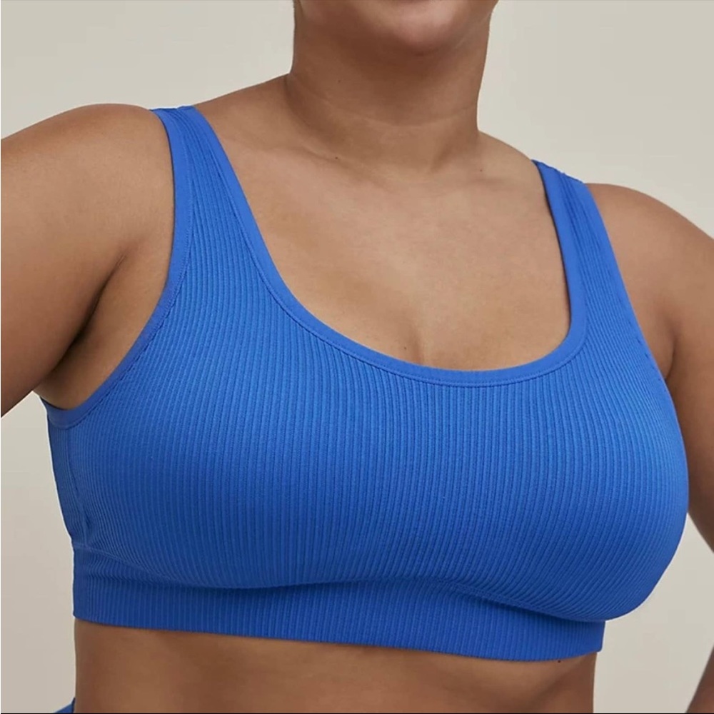 Torrid size 0 blue wireless pullover bra nwt